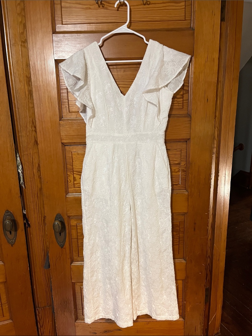 Vineyard Vines White Lace V-Neck Jumpsuit
